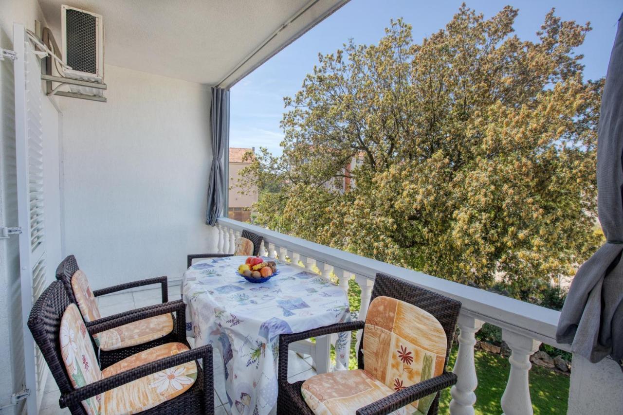 Apartments With A Parking Space Zablace, Sibenik - 4219 Екстериор снимка