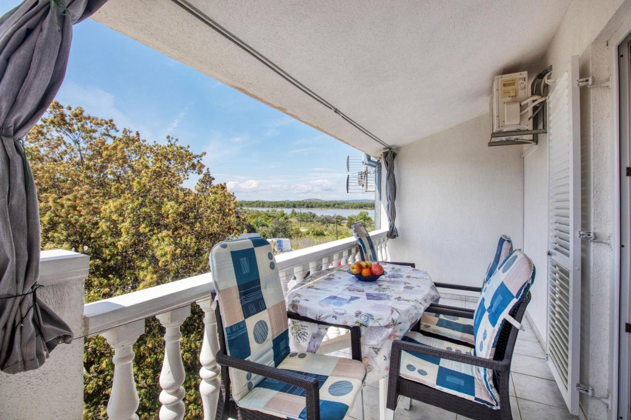 Apartments With A Parking Space Zablace, Sibenik - 4219 Екстериор снимка