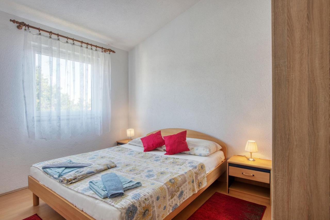 Apartments With A Parking Space Zablace, Sibenik - 4219 Екстериор снимка