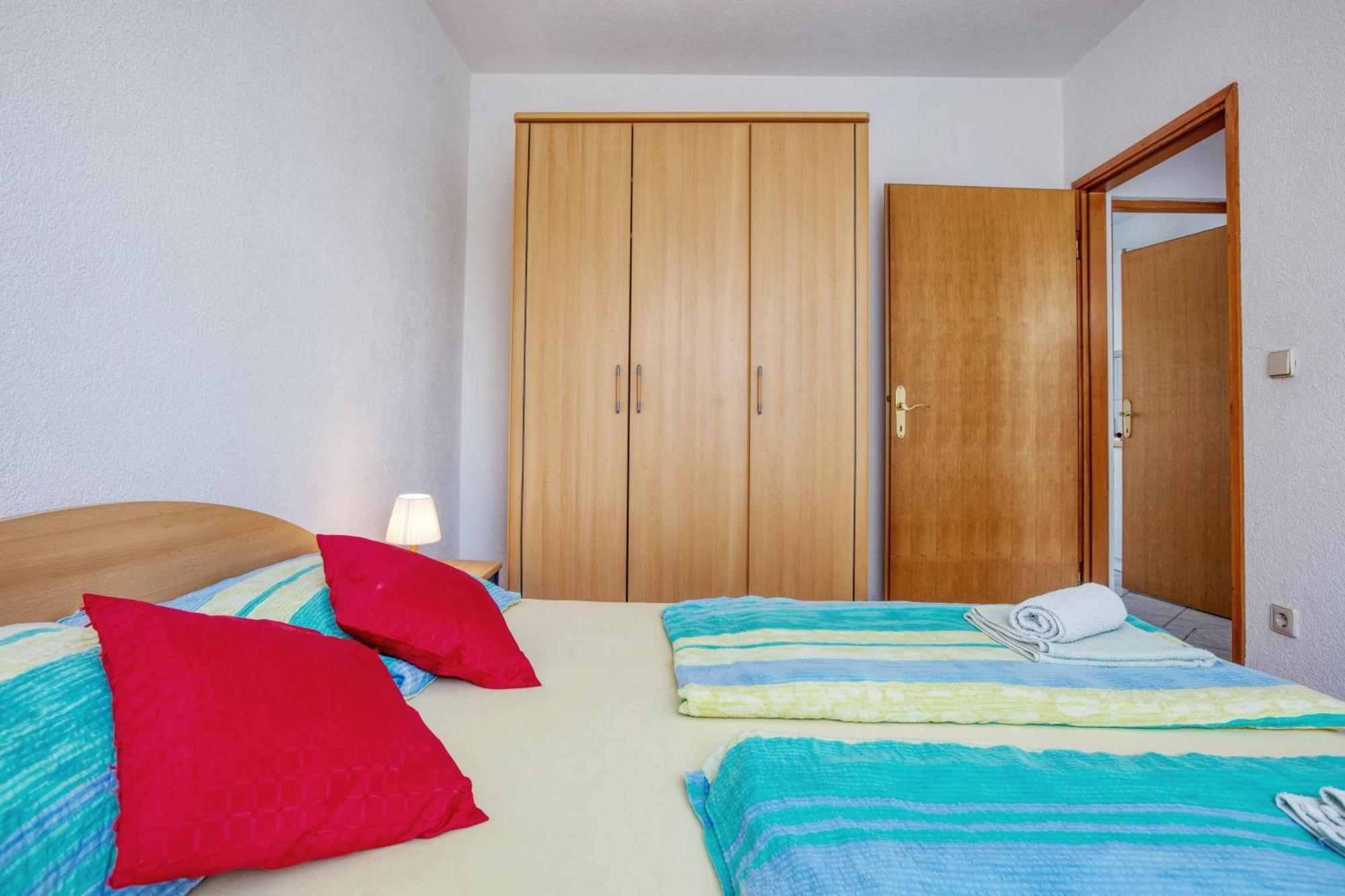Apartments With A Parking Space Zablace, Sibenik - 4219 Стая снимка