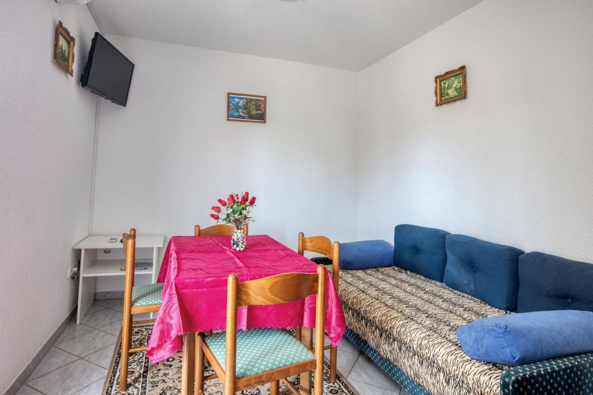 Apartments With A Parking Space Zablace, Sibenik - 4219 Стая снимка